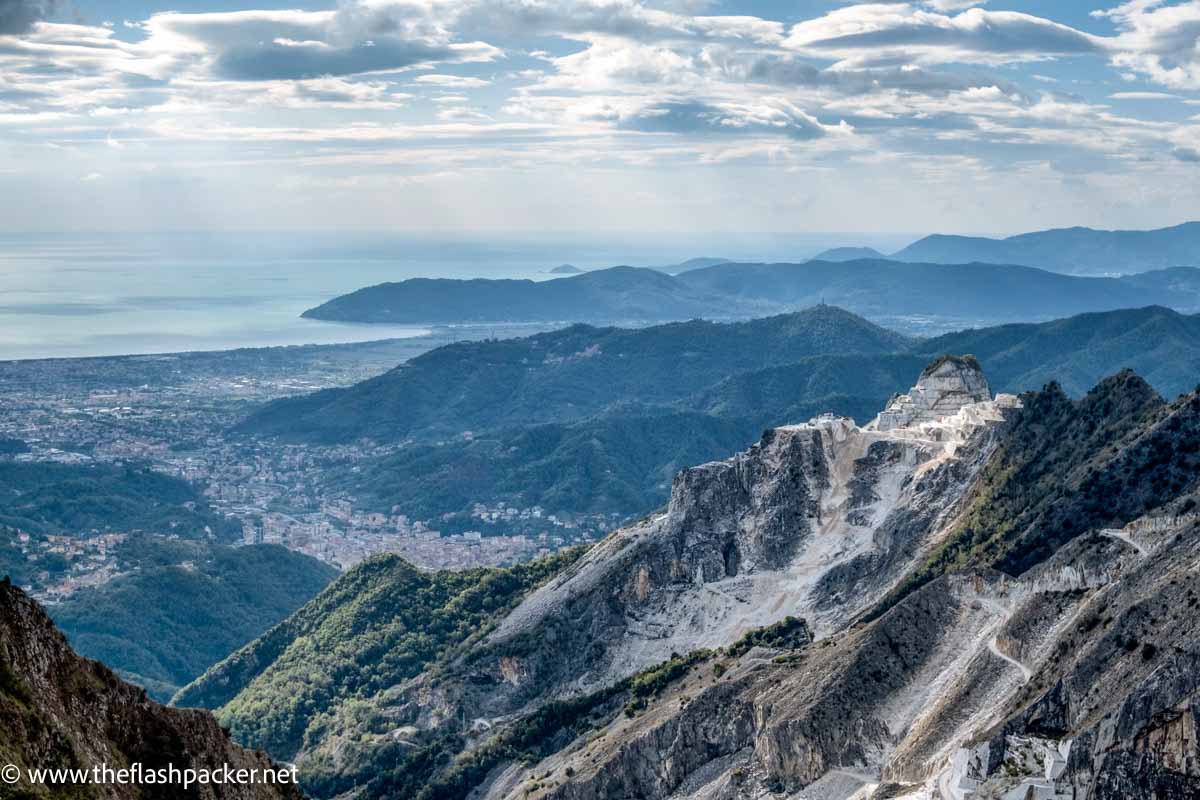 a carrara marble mine 1