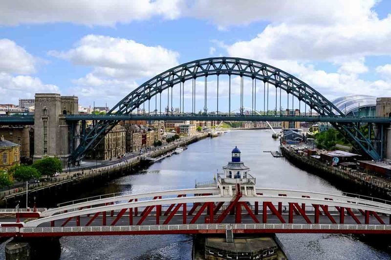 series of bridges across roiver tyne in newcastle england