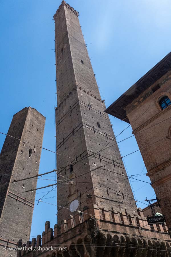 the two leaning towers in bologna