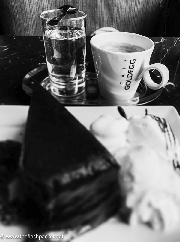 coffe-and-cake-at-cafe-goldegg-vienna