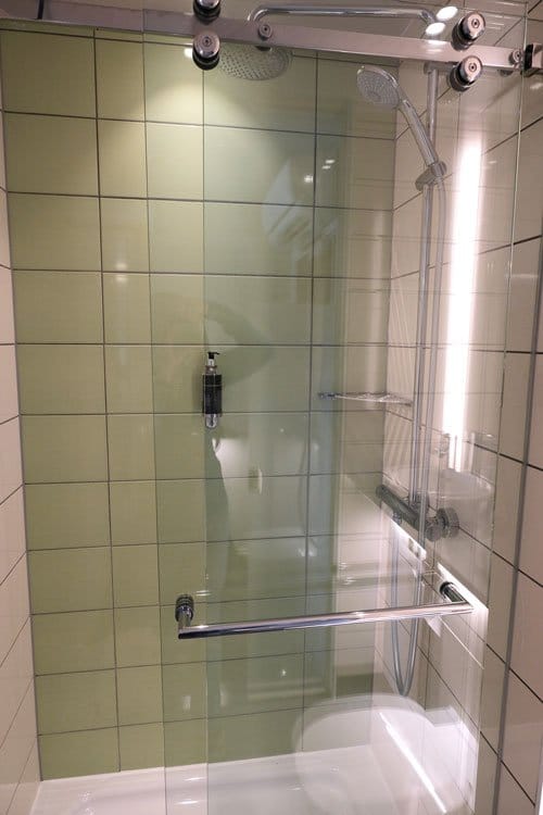 shower cubicle