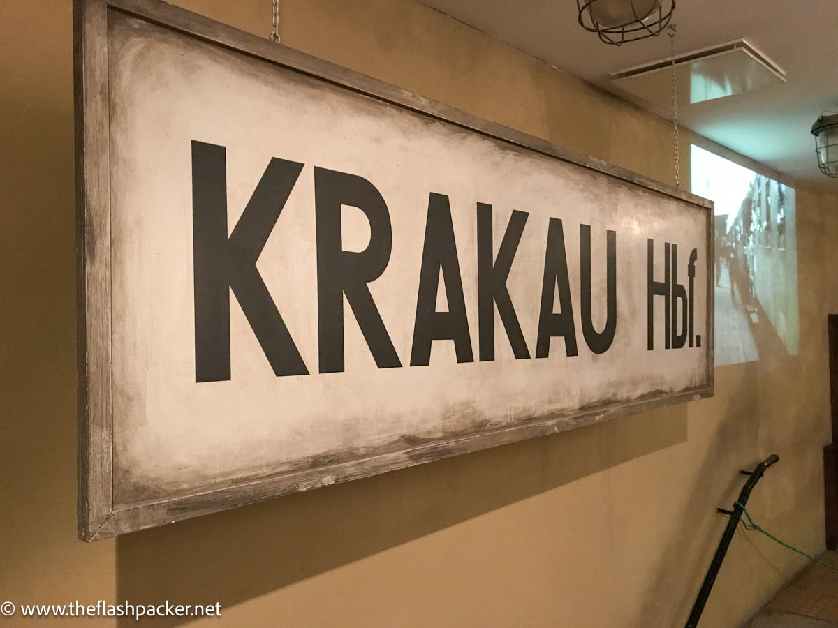 german sign of krakow railway station