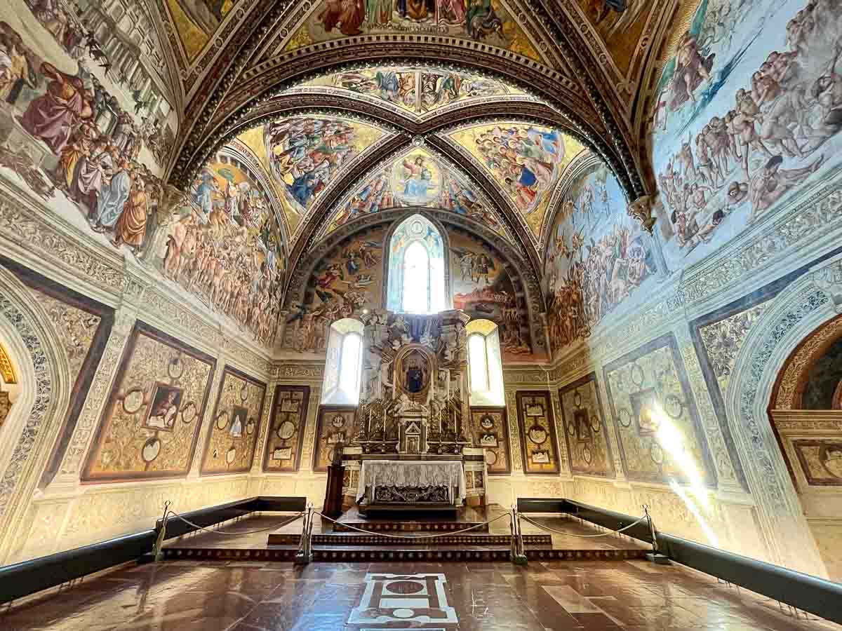 brilliantly frescoed chapel of s brizio at orvieto cathedral