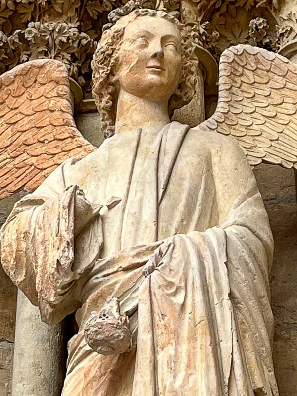 stone statue of an angel