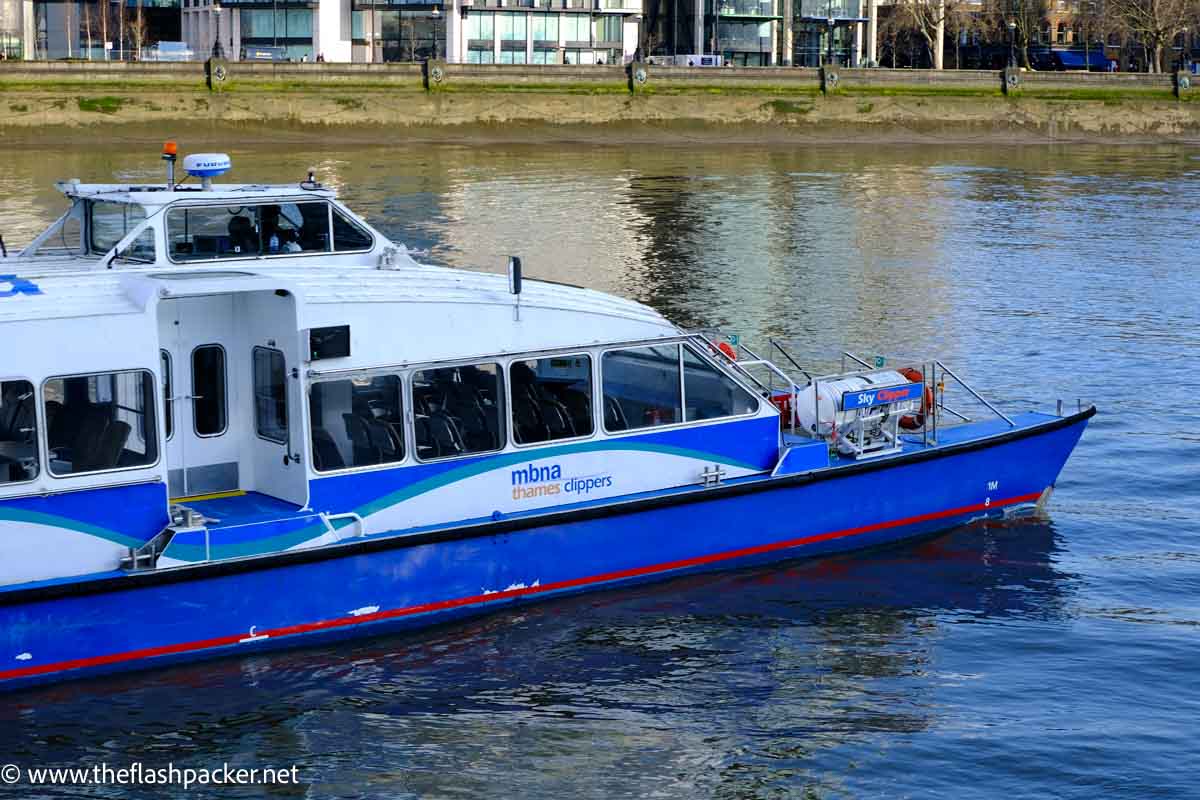 thames-clipper-boat