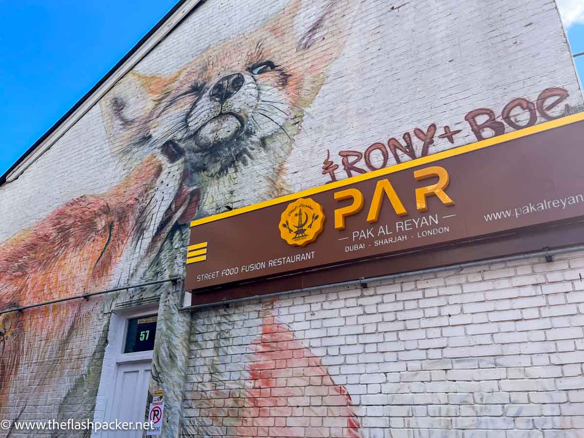 street art in walthamstow london of 2 foxes